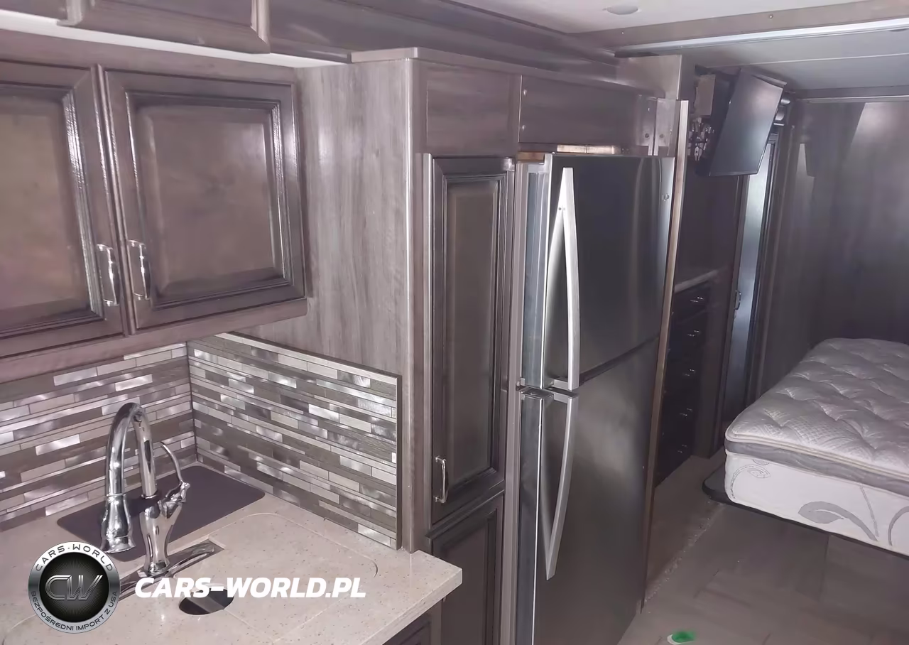 2019 Freightliner Chassis Xc VIN:4UZACGFC6KCLG4342 - 16