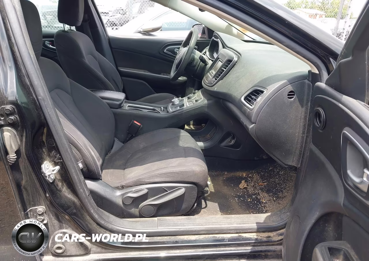 2015 Chrysler 200 Lx VIN:1C3CCCFB2FN620735 - 5