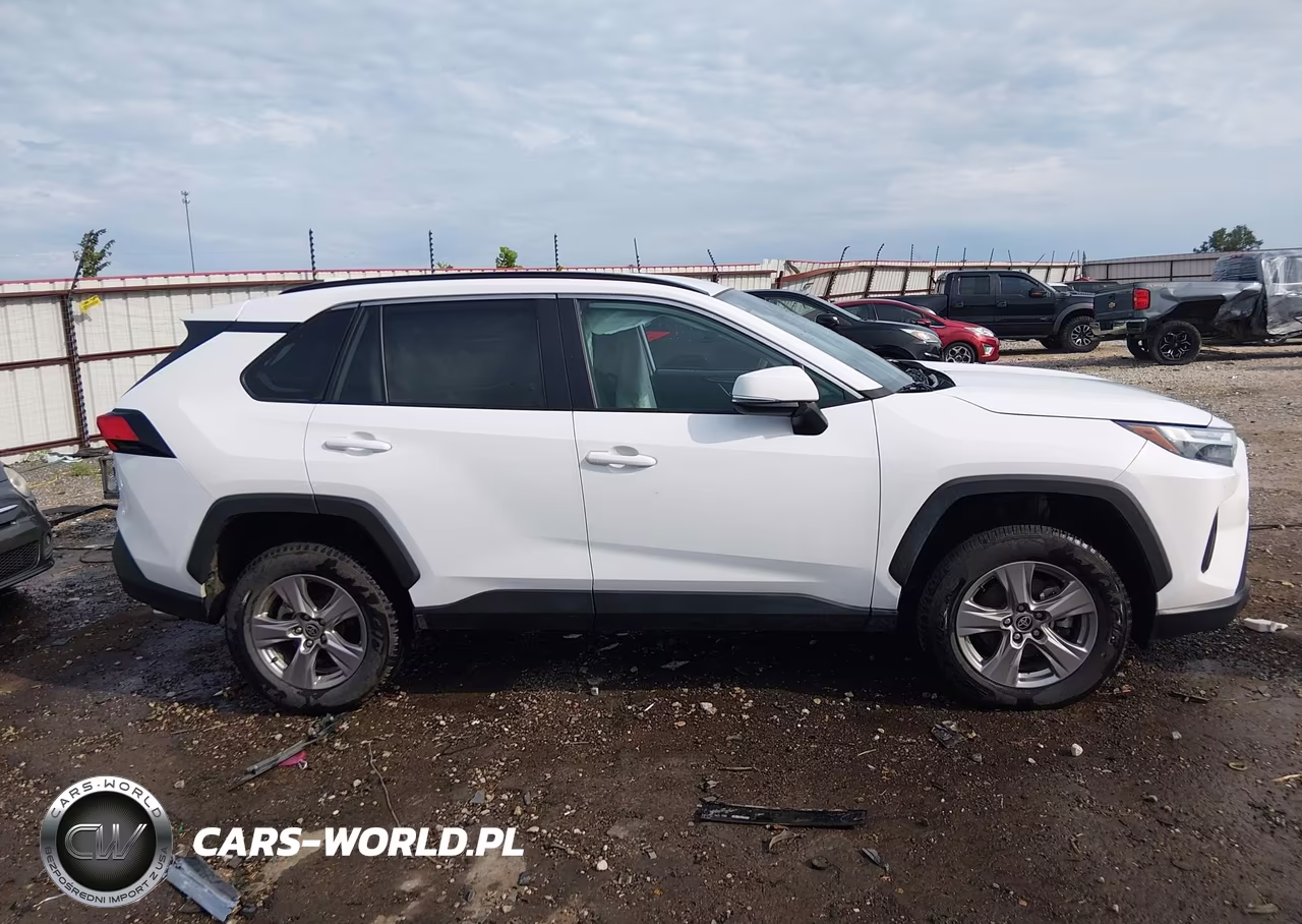 2024 Toyota Rav4 Xle VIN:2T3W1RFV3RW329590 - 13