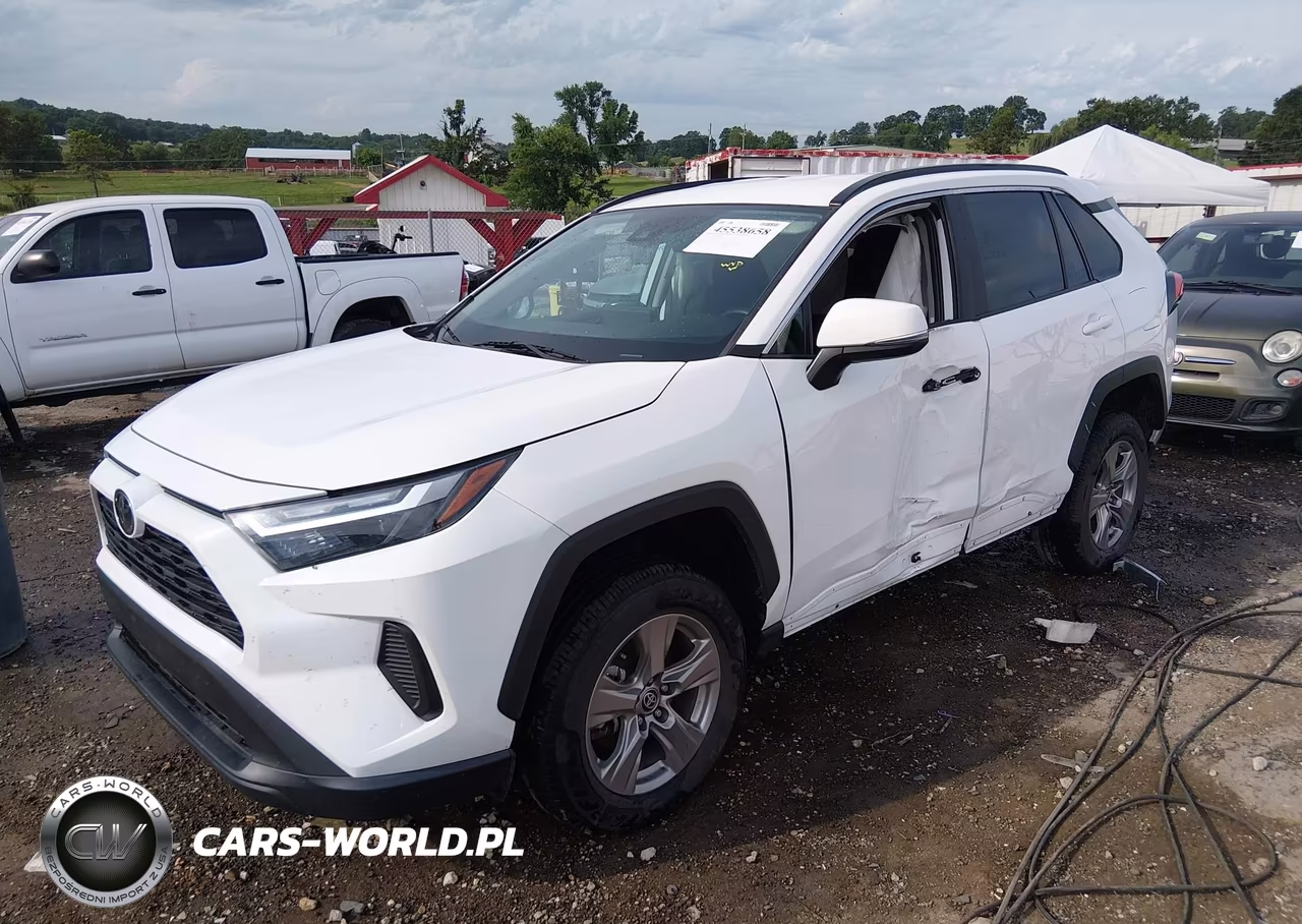 2024 Toyota Rav4 Xle VIN:2T3W1RFV3RW329590 - 2