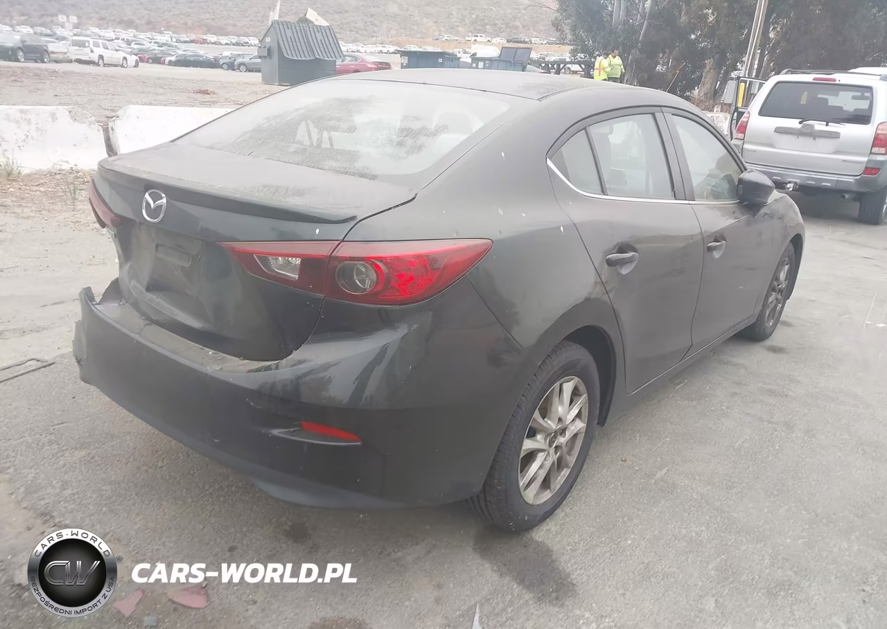 2014 Mazda Mazda3 I Touring VIN:JM1BM1V75E1112741 - 4