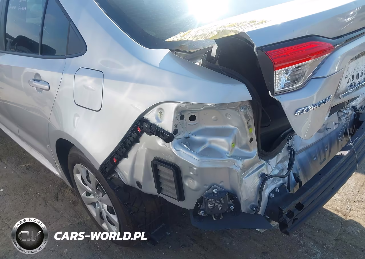 2026 Toyota Corolla Le VIN:5YFB4MDE7TP388946 - 17