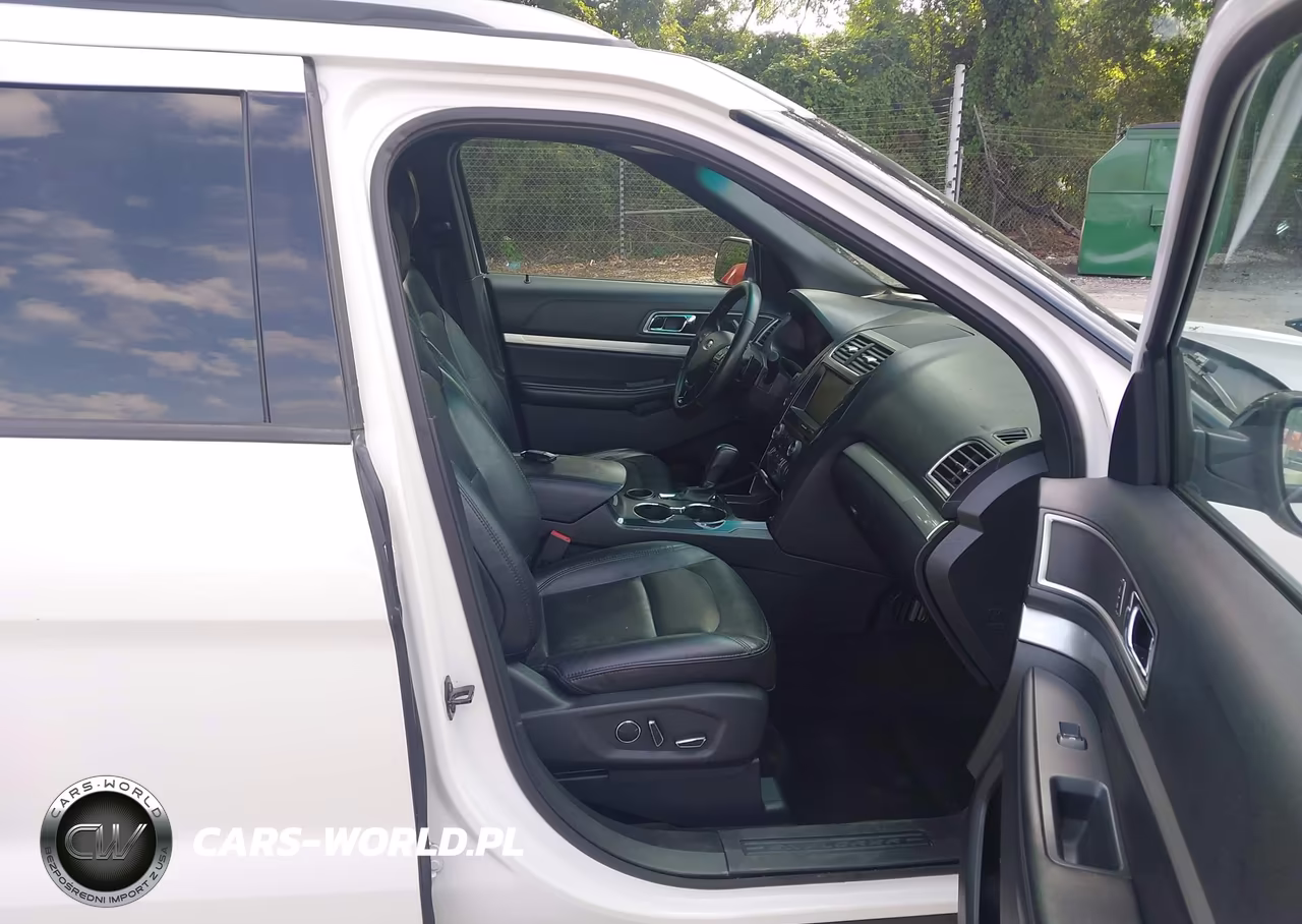 2016 Ford Explorer Xlt VIN:1FM5K7D83GGA42717 - 5