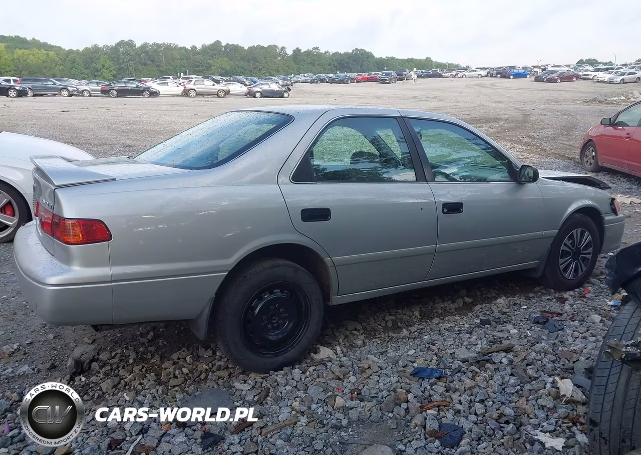 2001 Toyota Camry Le VIN:4T1BG22KX1U062638 - 13