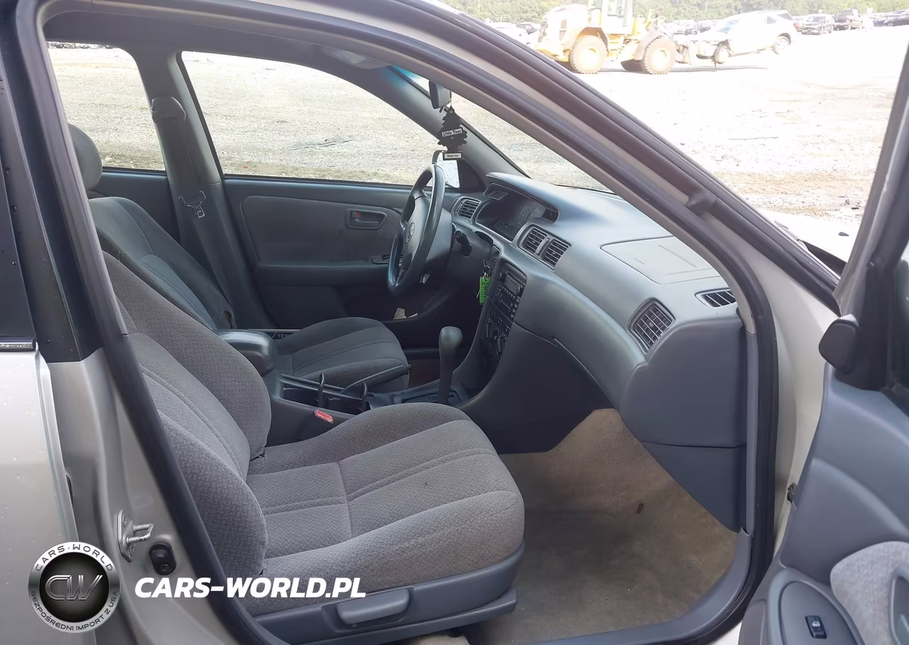 2001 Toyota Camry Le VIN:4T1BG22KX1U062638 - 5