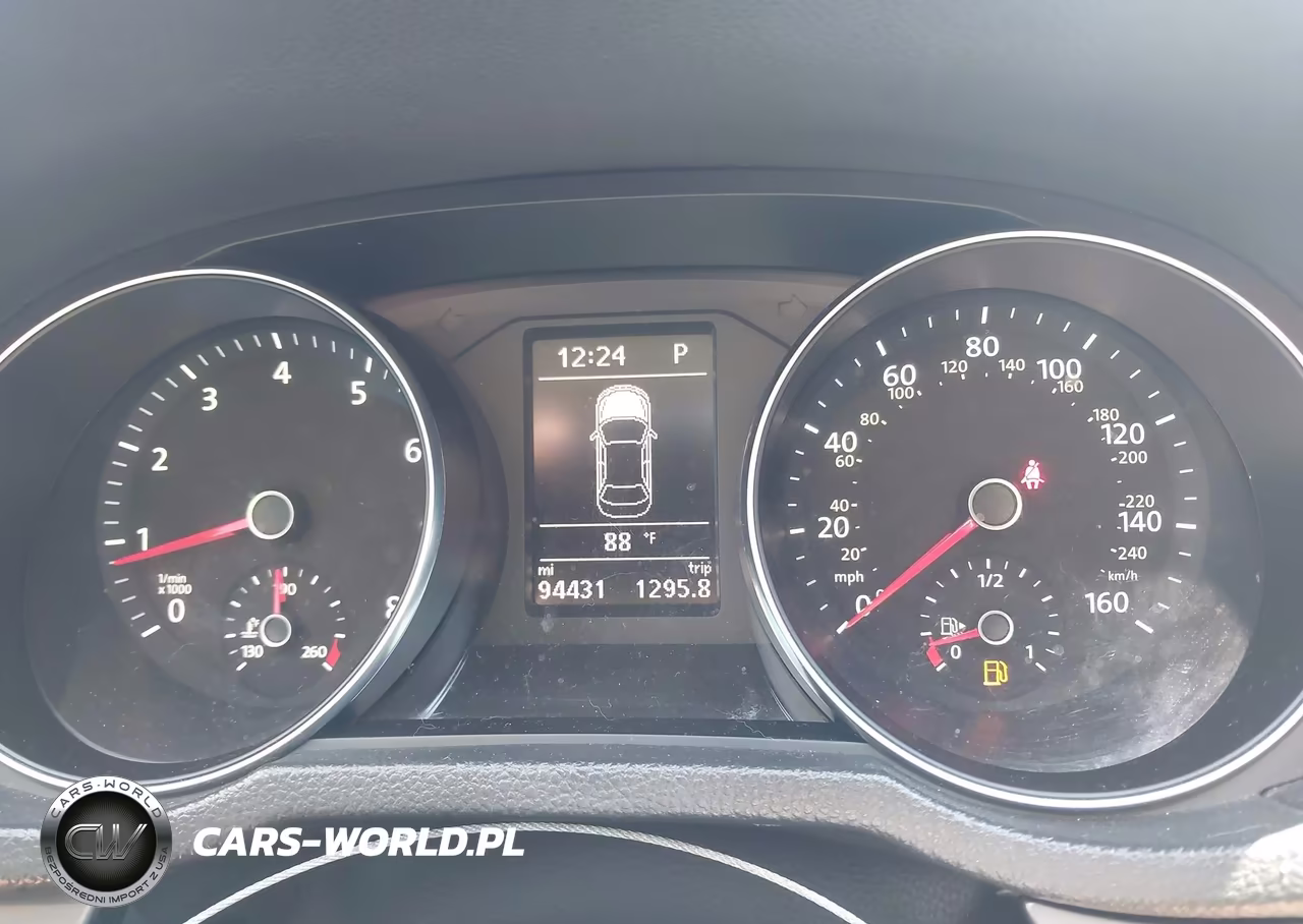 2017 Volkswagen Passat 1.8T R-Line VIN:1VWDT7A36HC054713 - 7