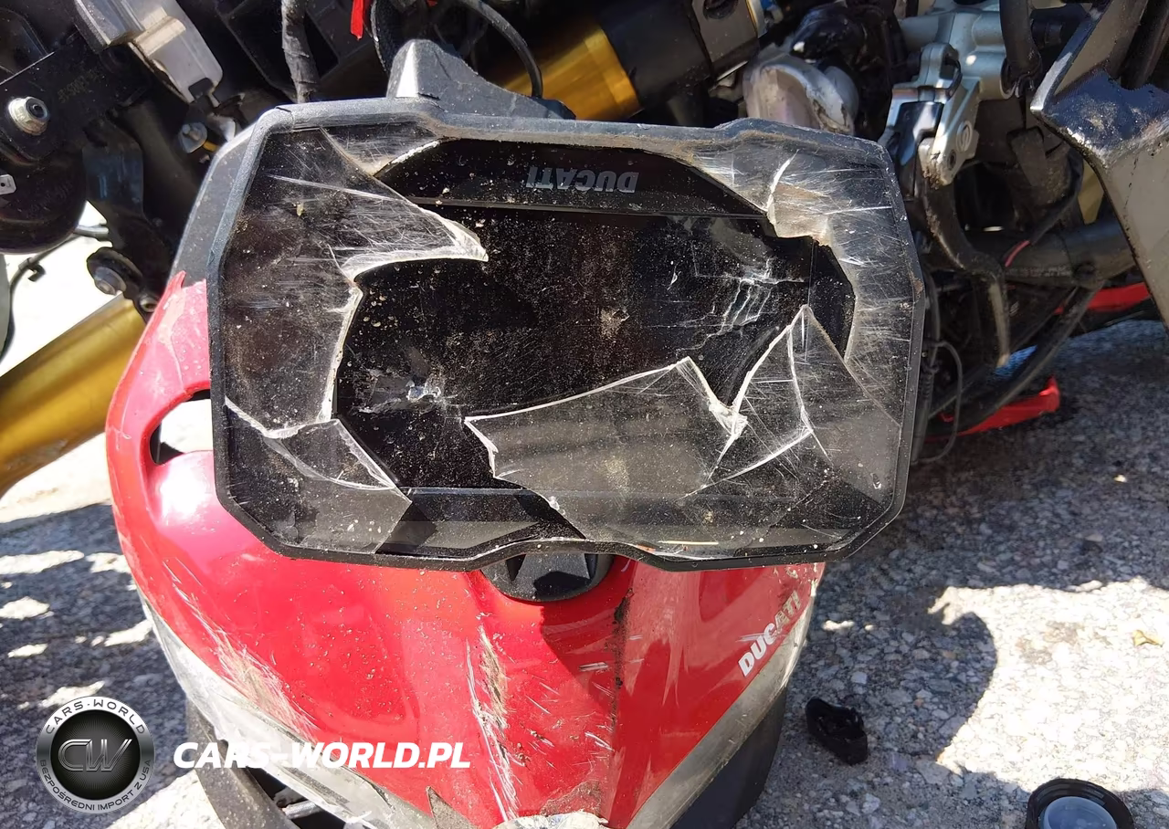 2022 Ducati Streetfighter V4-V4S VIN:ZDMFAKNW6NB007244 - 7