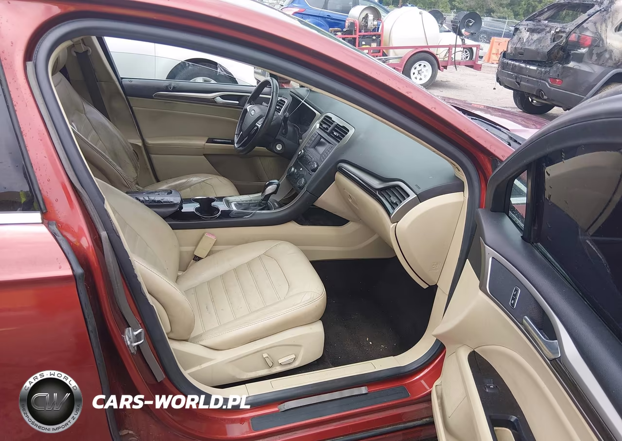 2014 Ford Fusion Se VIN:3FA6P0HD8ER332004 - 5