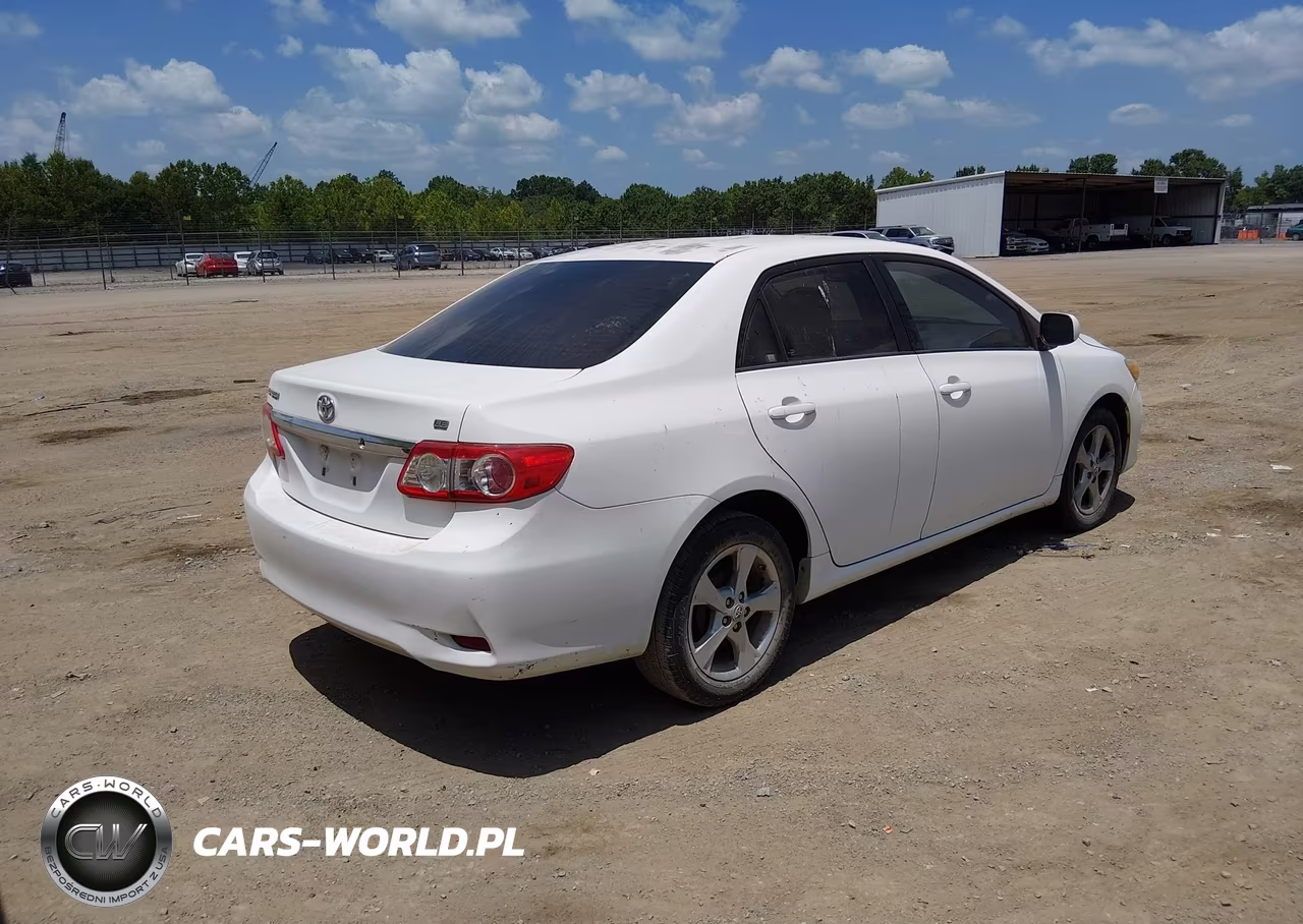 2011 Toyota Corolla Le VIN:2T1BU4EE7BC606221 - 4