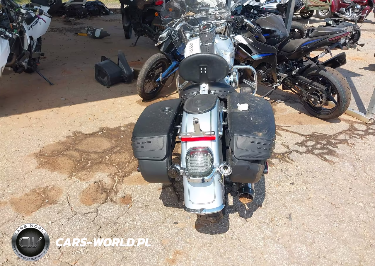 2023 Harley-Davidson Flhcs VIN:1HD1YBK11PB030698 - 6