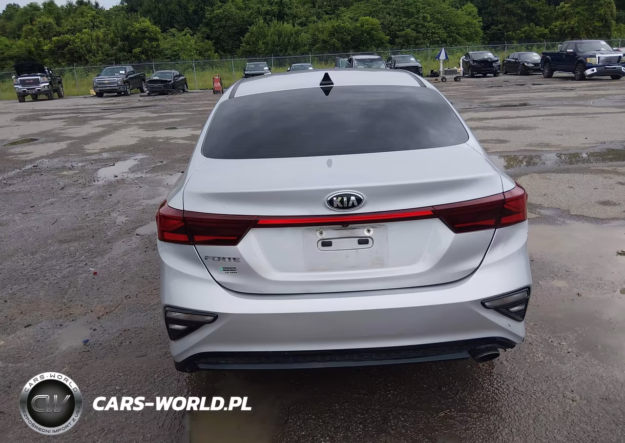 2021 Kia Forte Lxs VIN:3KPF24AD6ME271686 - 16