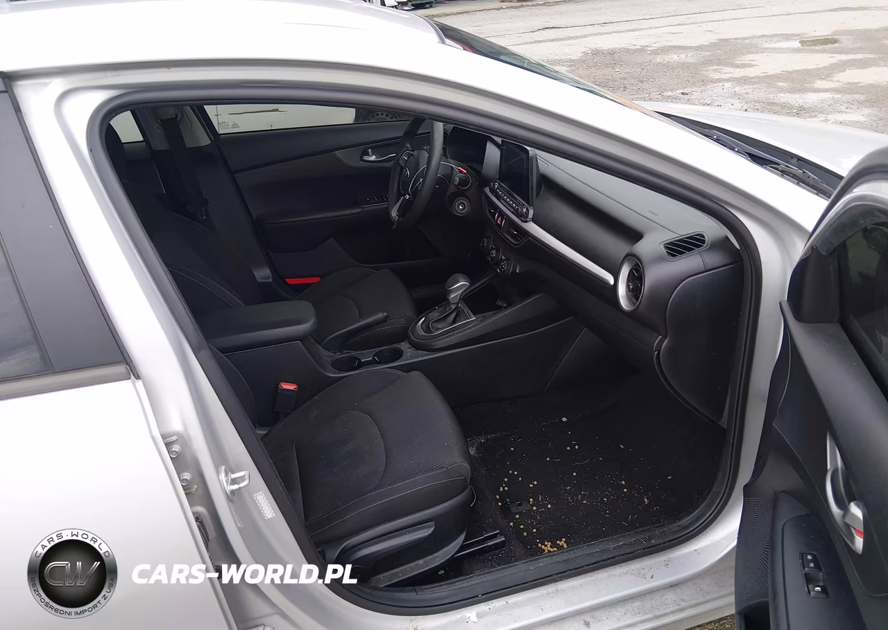 2021 Kia Forte Lxs VIN:3KPF24AD6ME271686 - 5