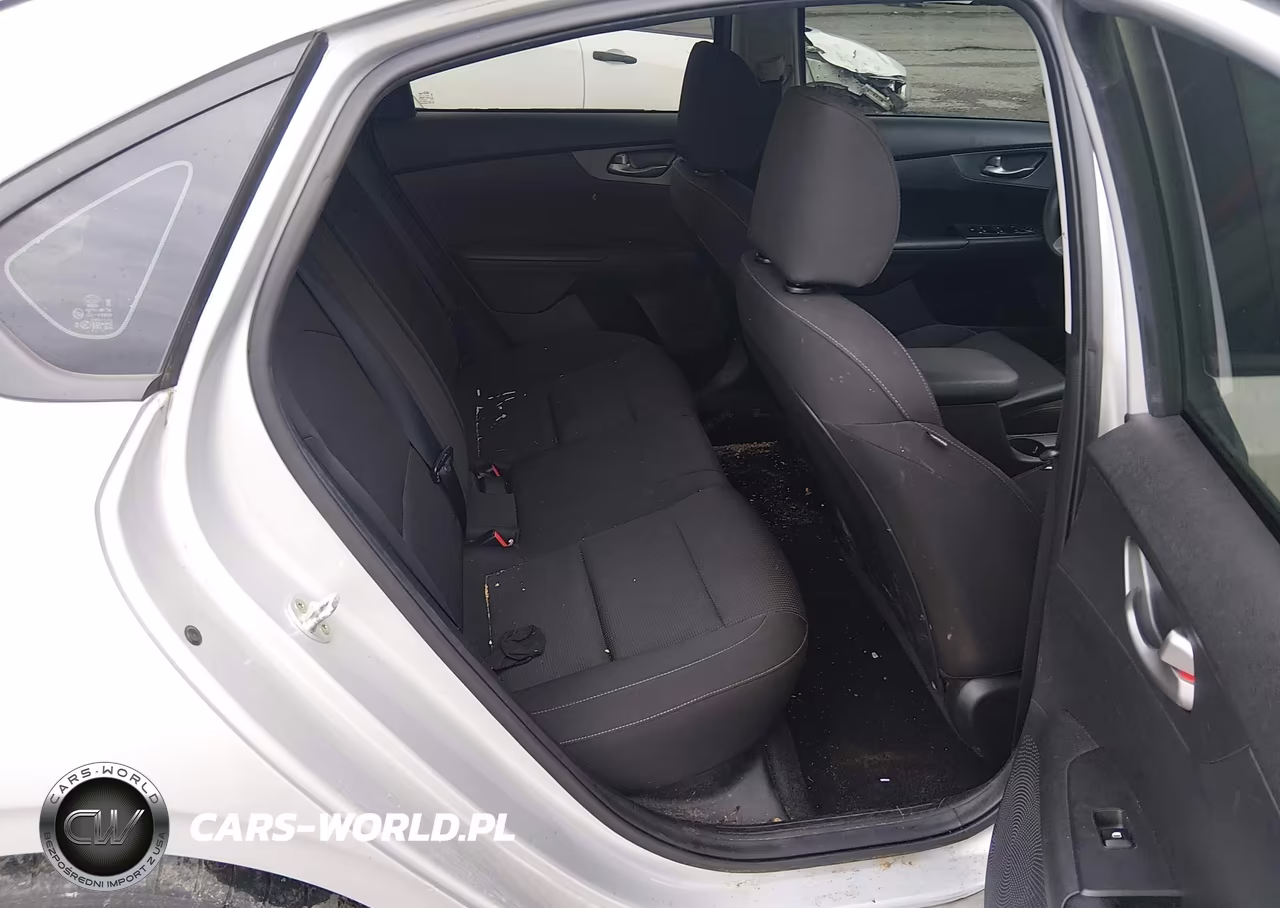 2021 Kia Forte Lxs VIN:3KPF24AD6ME271686 - 8