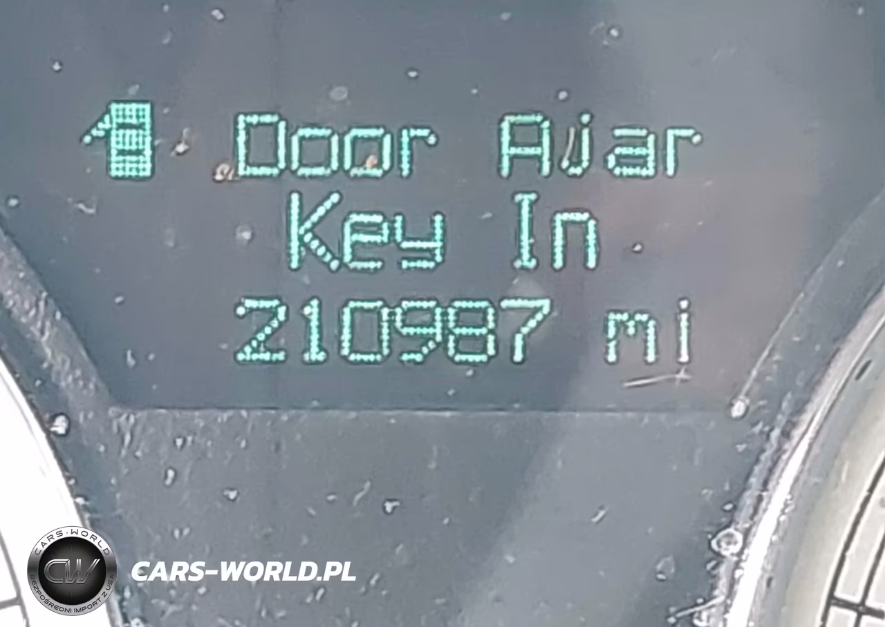 2005 Chrysler 300 Touring VIN:2C3AA53G85H644215 - 16