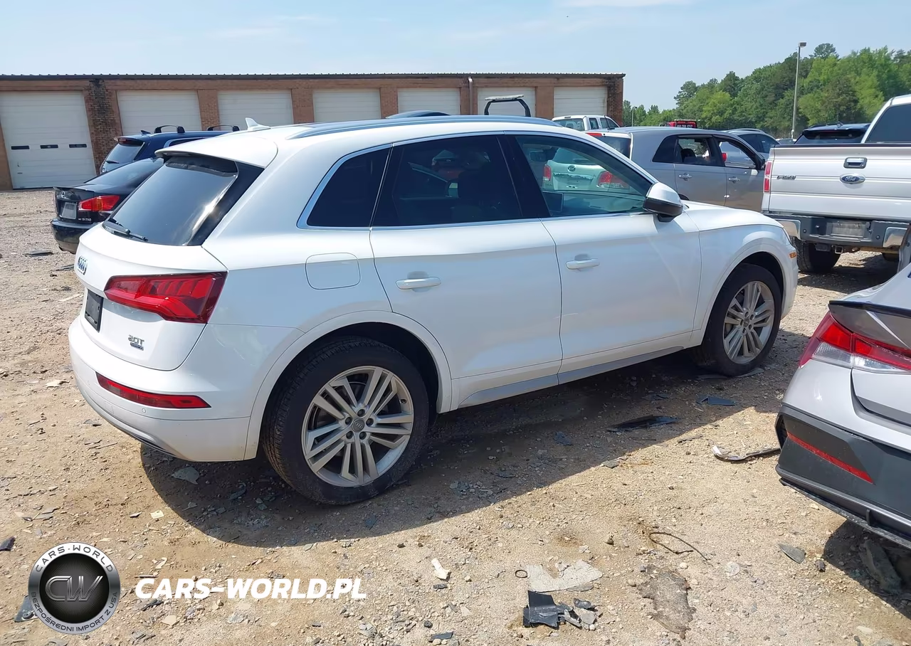 2018 Audi Q5 2.0T Premium-2.0T Tech Premium VIN:WA1BNAFY8J2014175 - 4