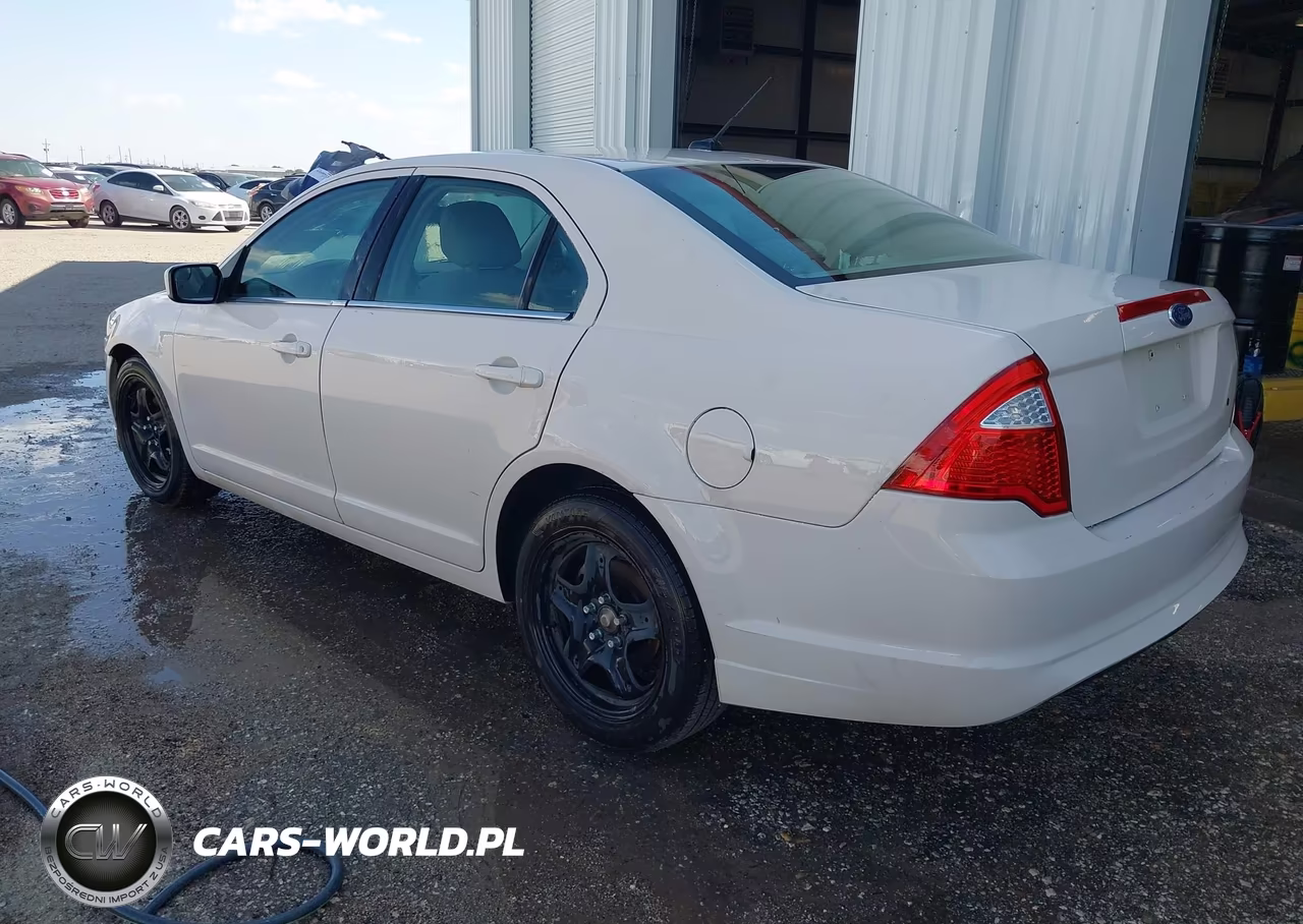 2011 Ford Fusion Se VIN:3FAHP0HA7BR262814 - 3