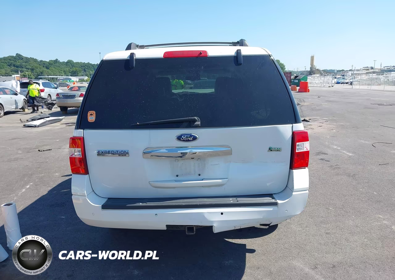 2011 Ford Expedition Limited VIN:1FMJU2A55BEF57003 - 16