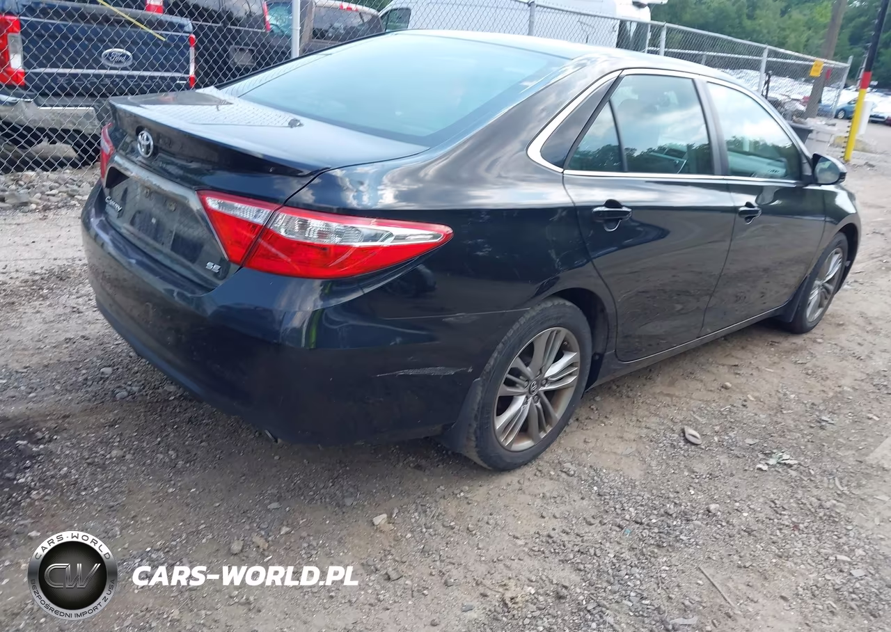 2016 Toyota Camry Se VIN:4T1BF1FK1GU218646 - 4