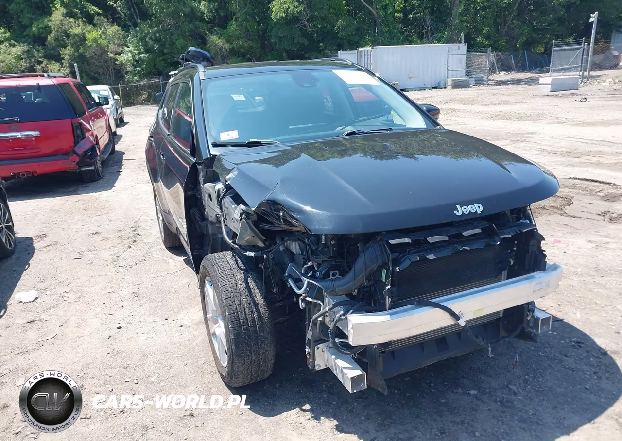 2022 Jeep Compass Latitude 4X4 – zdjęcie 1 z 17