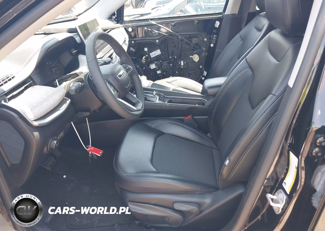 2022 Jeep Compass Latitude 4X4 VIN:3C4NJDBB8NT230744 - 5