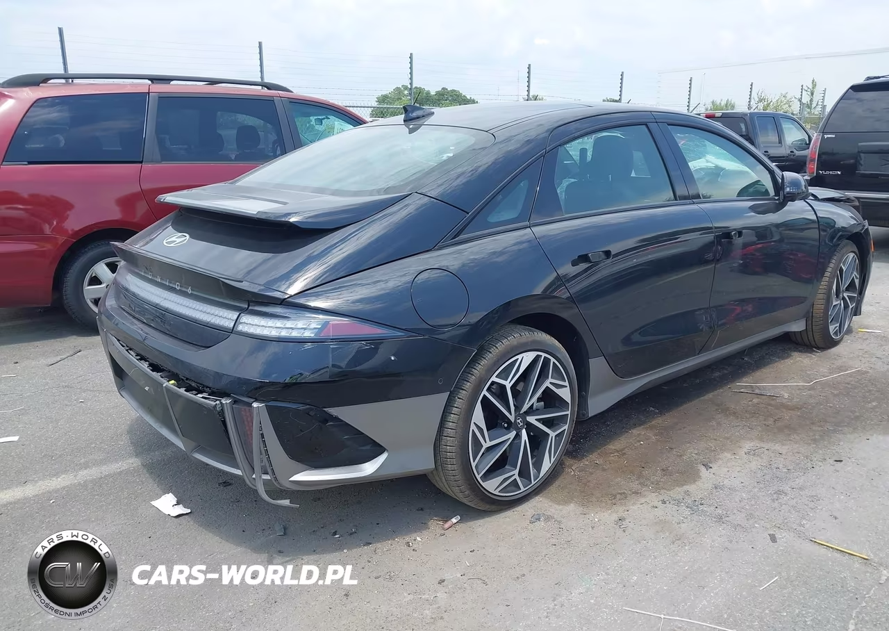 2025 Hyundai Ioniq 6 Limited VIN:KMHM54AA7SA103720 - 4