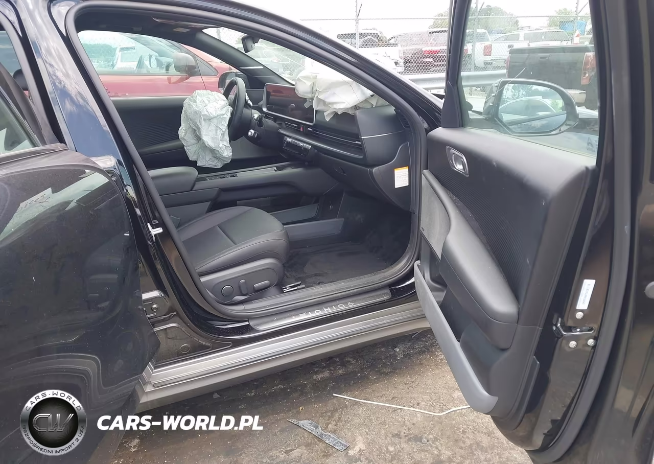 2025 Hyundai Ioniq 6 Limited VIN:KMHM54AA7SA103720 - 5