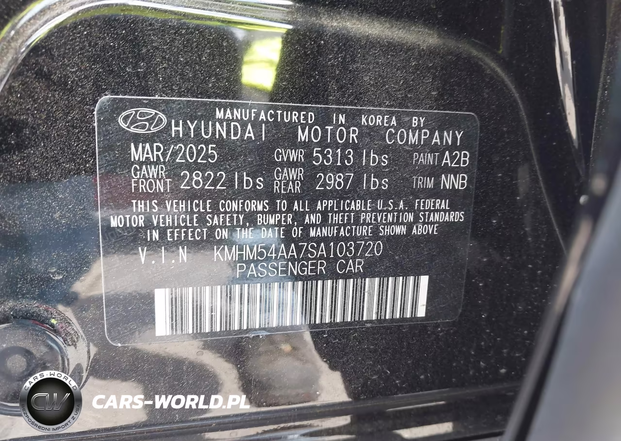 2025 Hyundai Ioniq 6 Limited VIN:KMHM54AA7SA103720 - 9