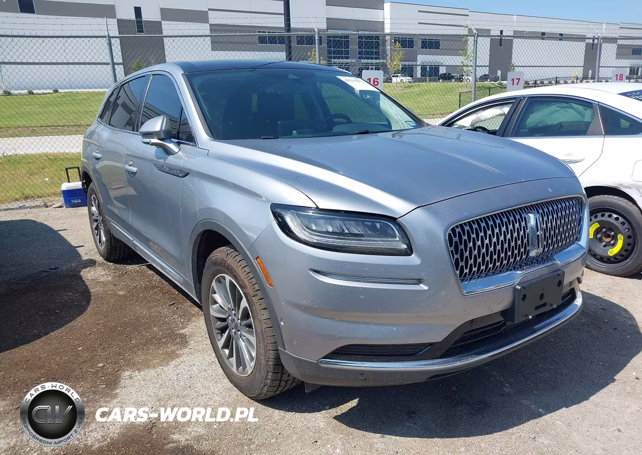 2022 Lincoln Nautilus Reserve – zdjęcie 1 z 17