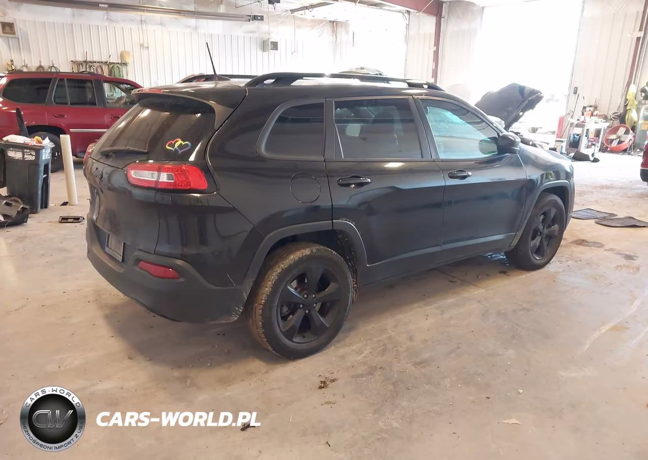 2016 Jeep Cherokee Altitude VIN:1C4PJMCB1GW218794 - 4