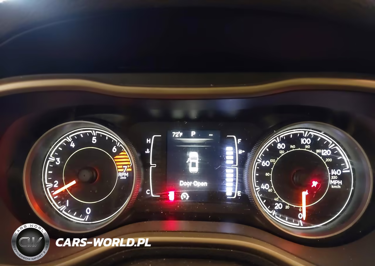 2016 Jeep Cherokee Altitude VIN:1C4PJMCB1GW218794 - 7
