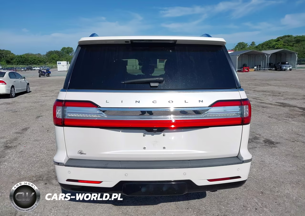 2019 Lincoln Navigator Select VIN:5LMJJ2HT4KEL14017 - 16