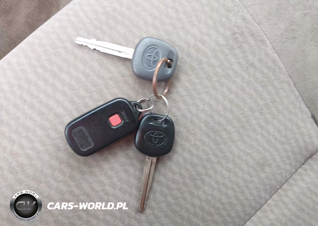 2008 Toyota Corolla Le VIN:1NXBR30E78Z978765 - 11