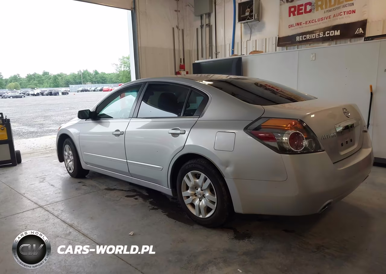 2010 Nissan Altima 2.5 VIN:1N4AL2AP1AN425742 - 3