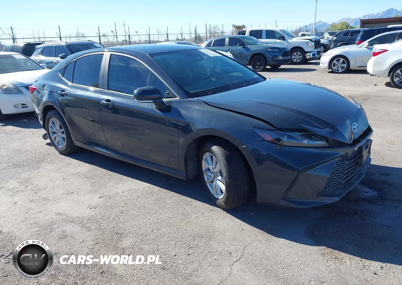 2025 Toyota Camry Le