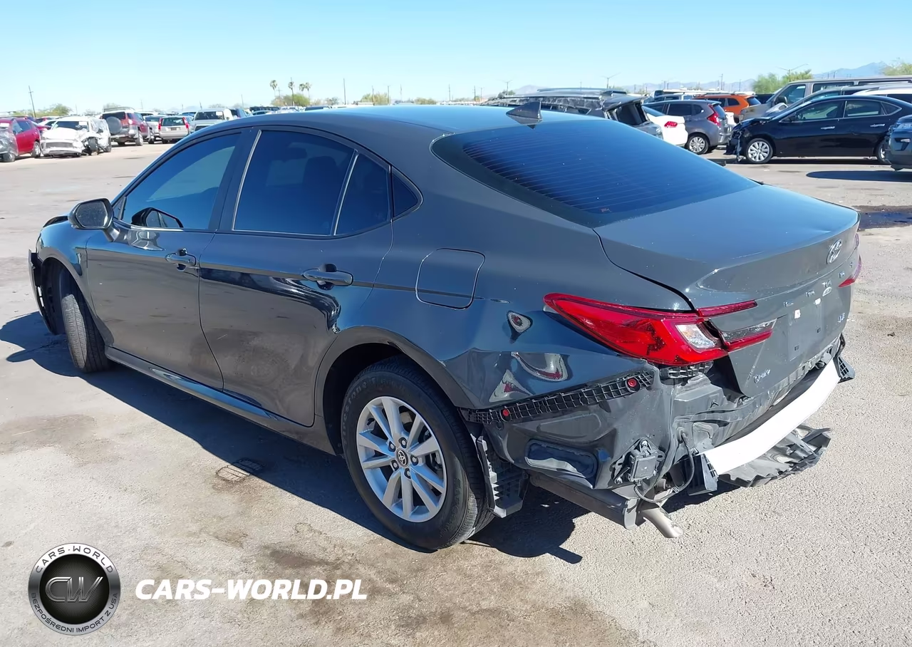 2025 Toyota Camry Le VIN:4T1DAACKXSU520814 - 3