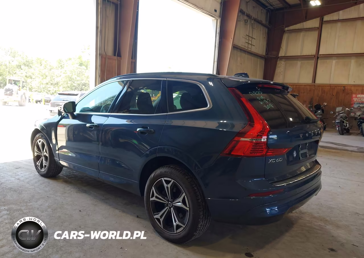 2022 Volvo Xc60 B5 Momentum VIN:YV4L12RK3N1911934 - 3