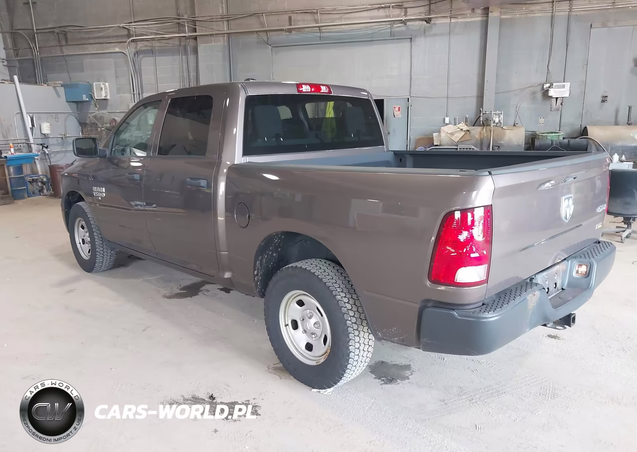2019 Ram 1500 Classic Tradesman 4X4 5'7 Box VIN:1C6RR7KG4KS626133 - 3