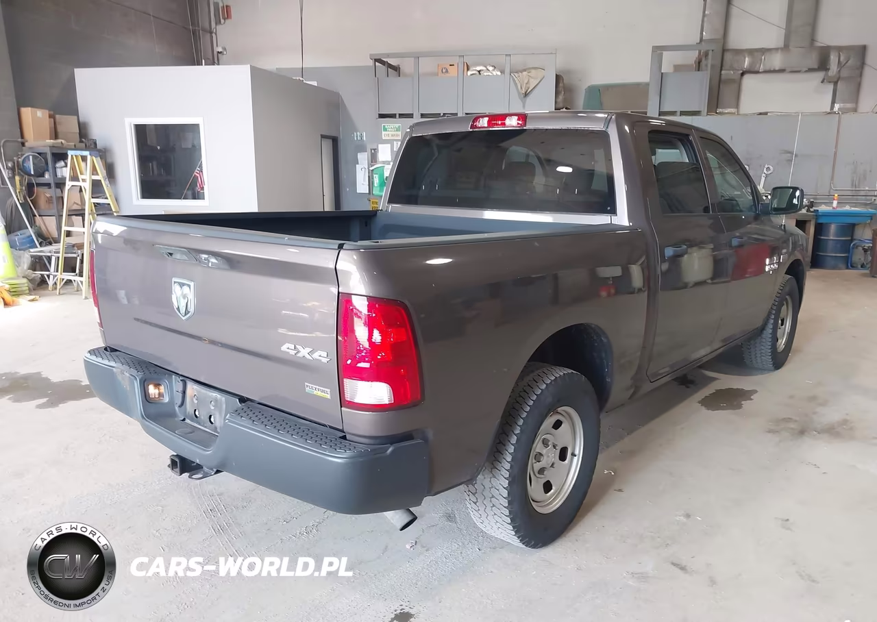 2019 Ram 1500 Classic Tradesman 4X4 5'7 Box VIN:1C6RR7KG4KS626133 - 4