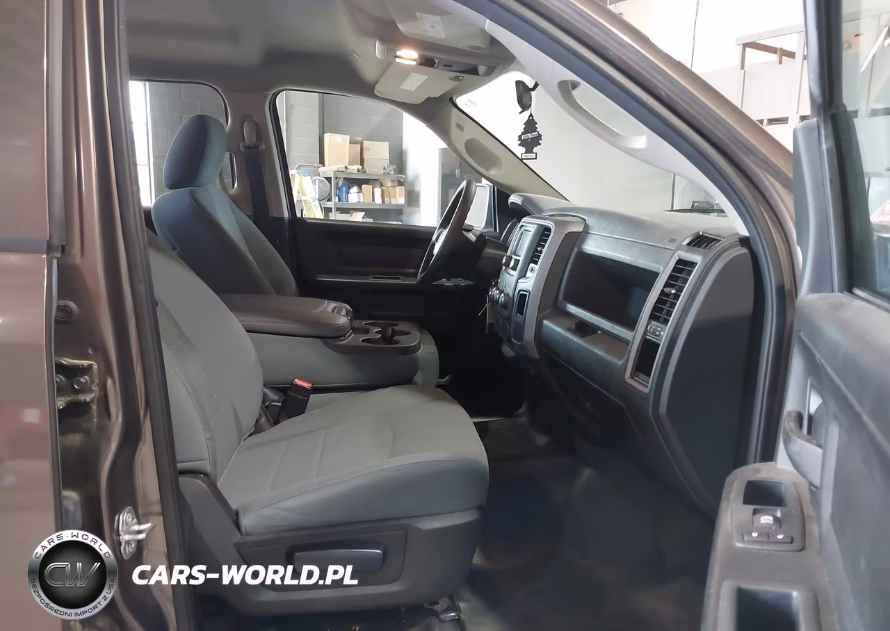 2019 Ram 1500 Classic Tradesman 4X4 5'7 Box VIN:1C6RR7KG4KS626133 - 5