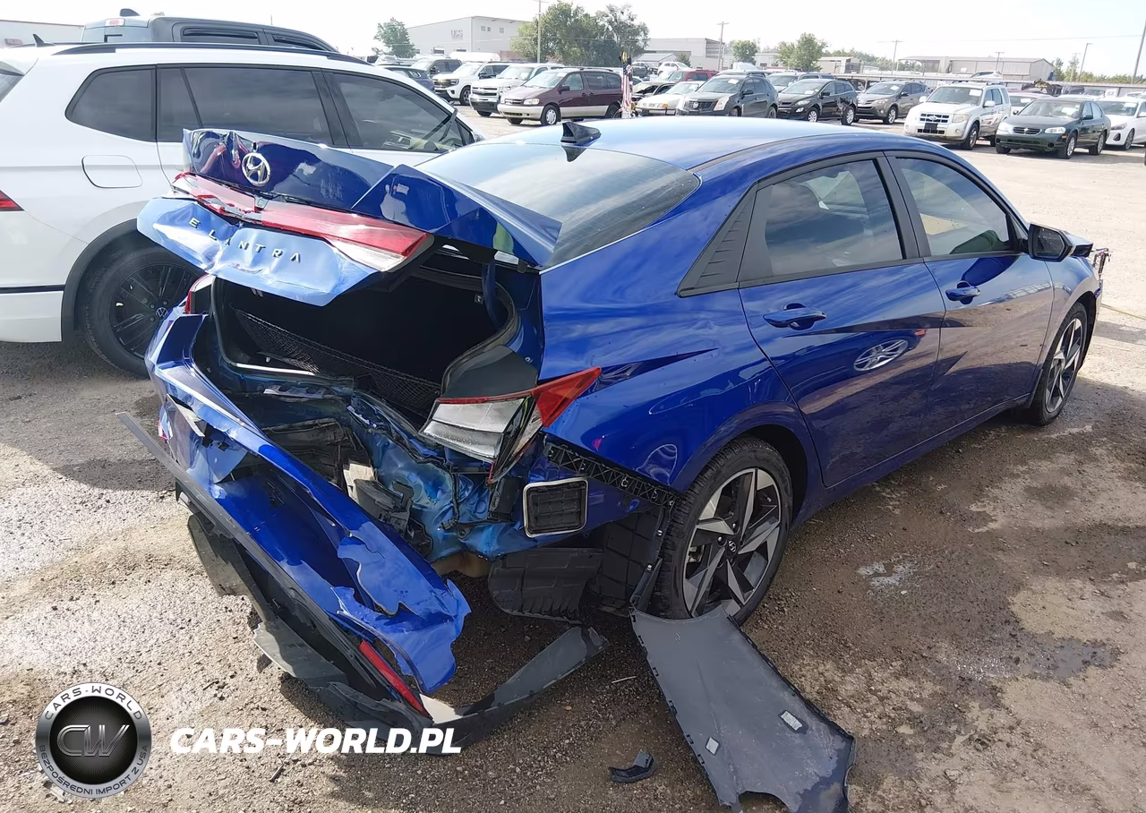 2023 Hyundai Elantra Sel VIN:KMHLS4AG3PU481399 - 4