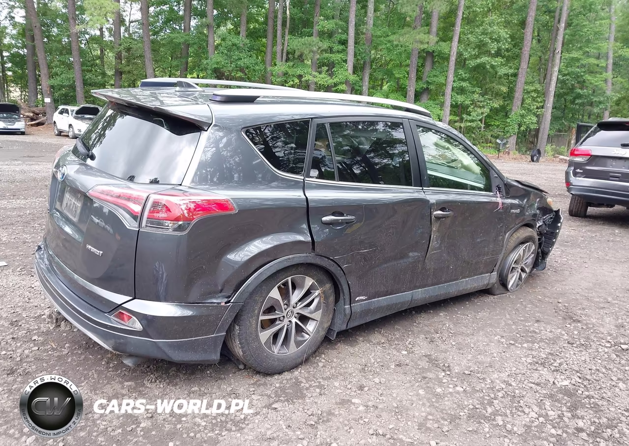 2018 Toyota Rav4 Hybrid Le VIN:JTMRJREV1JD257658 - 4