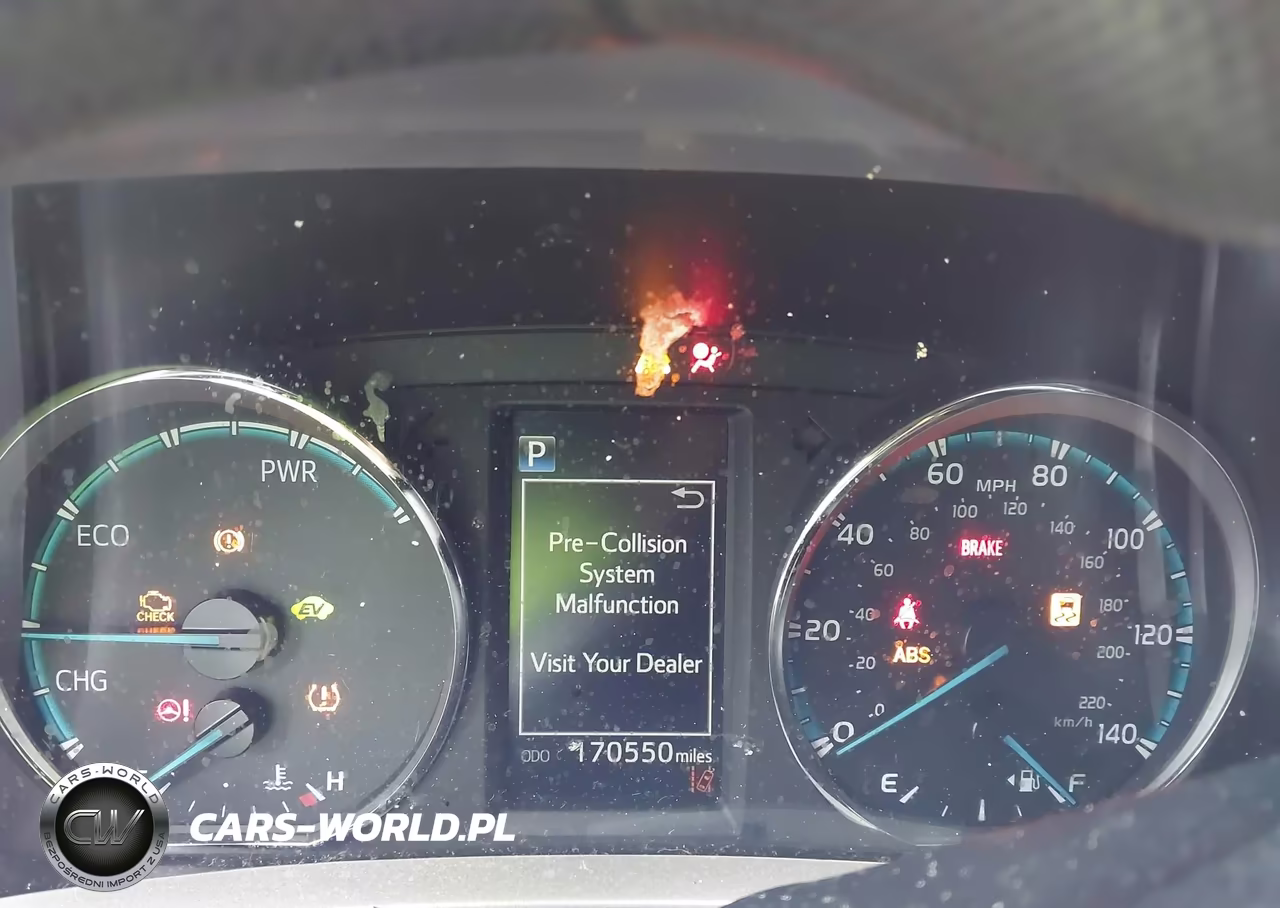 2018 Toyota Rav4 Hybrid Le VIN:JTMRJREV1JD257658 - 7
