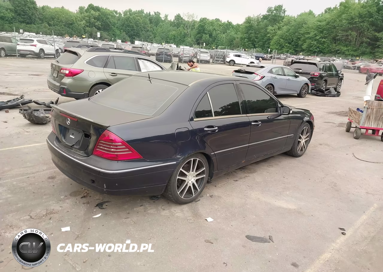 2001 Mercedes-Benz C 240 VIN:WDBRF61J31F119965 - 4