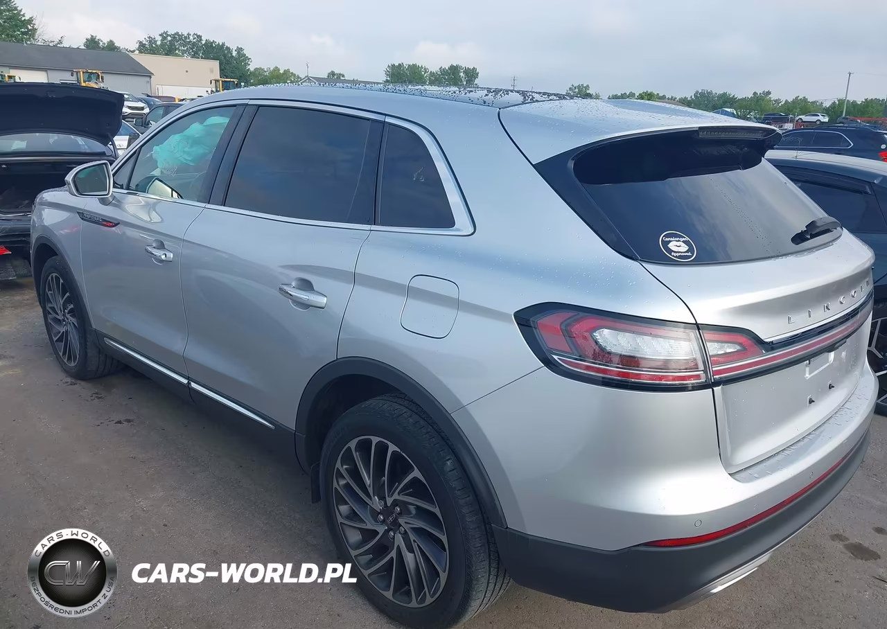 2019 Lincoln Nautilus Reserve VIN:2LMPJ8L98KBL67606 - 3