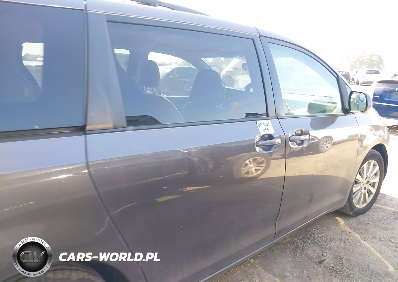 2015 Toyota Sienna Le 7 Passenger VIN:5TDJK3DC9FS126206 - 13