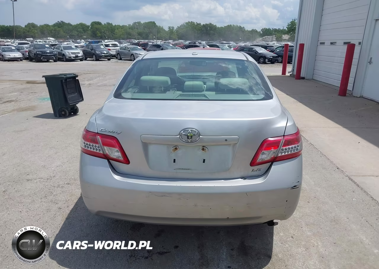 2010 Toyota Camry Le VIN:4T1BF3EK2AU065229 - 16