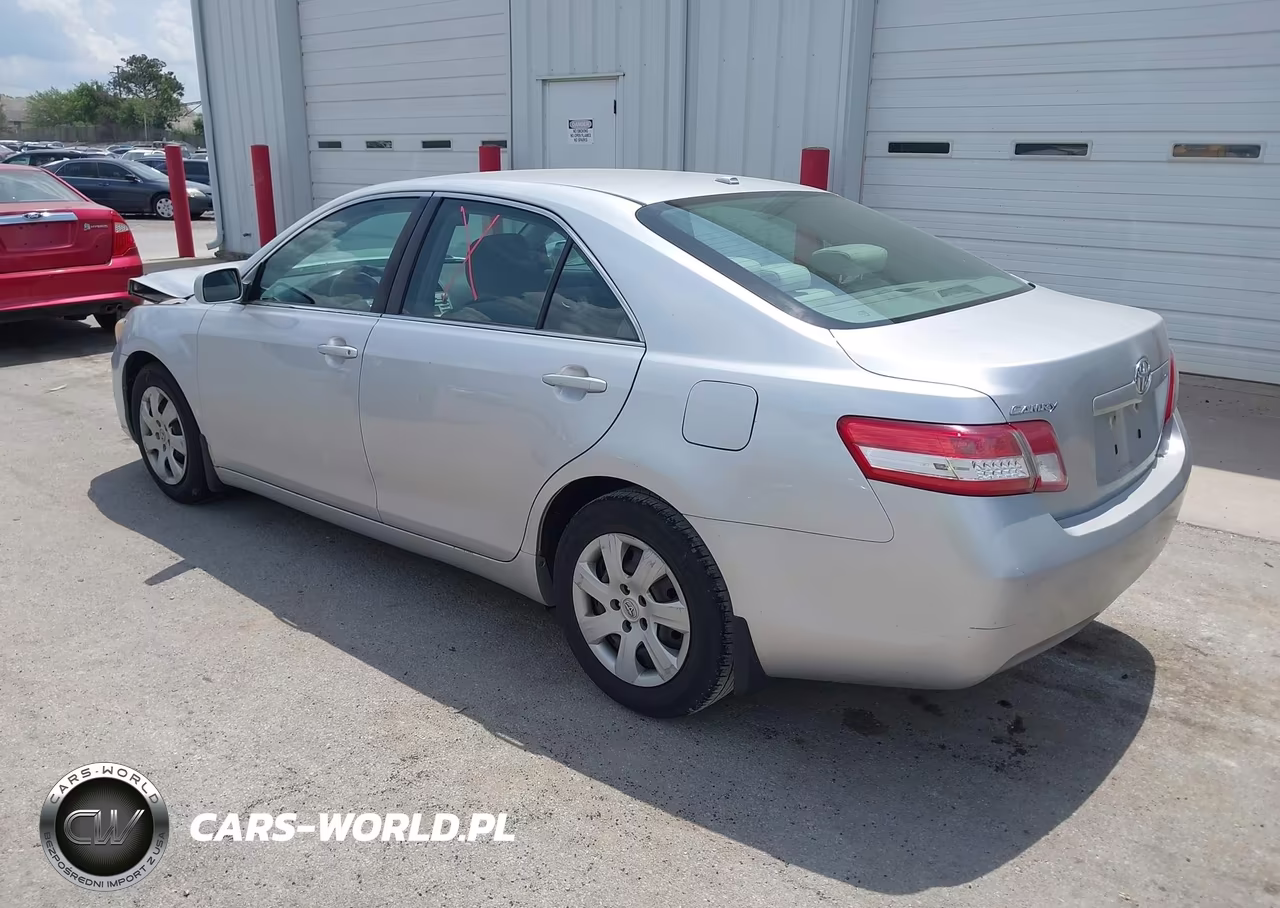 2010 Toyota Camry Le VIN:4T1BF3EK2AU065229 - 3