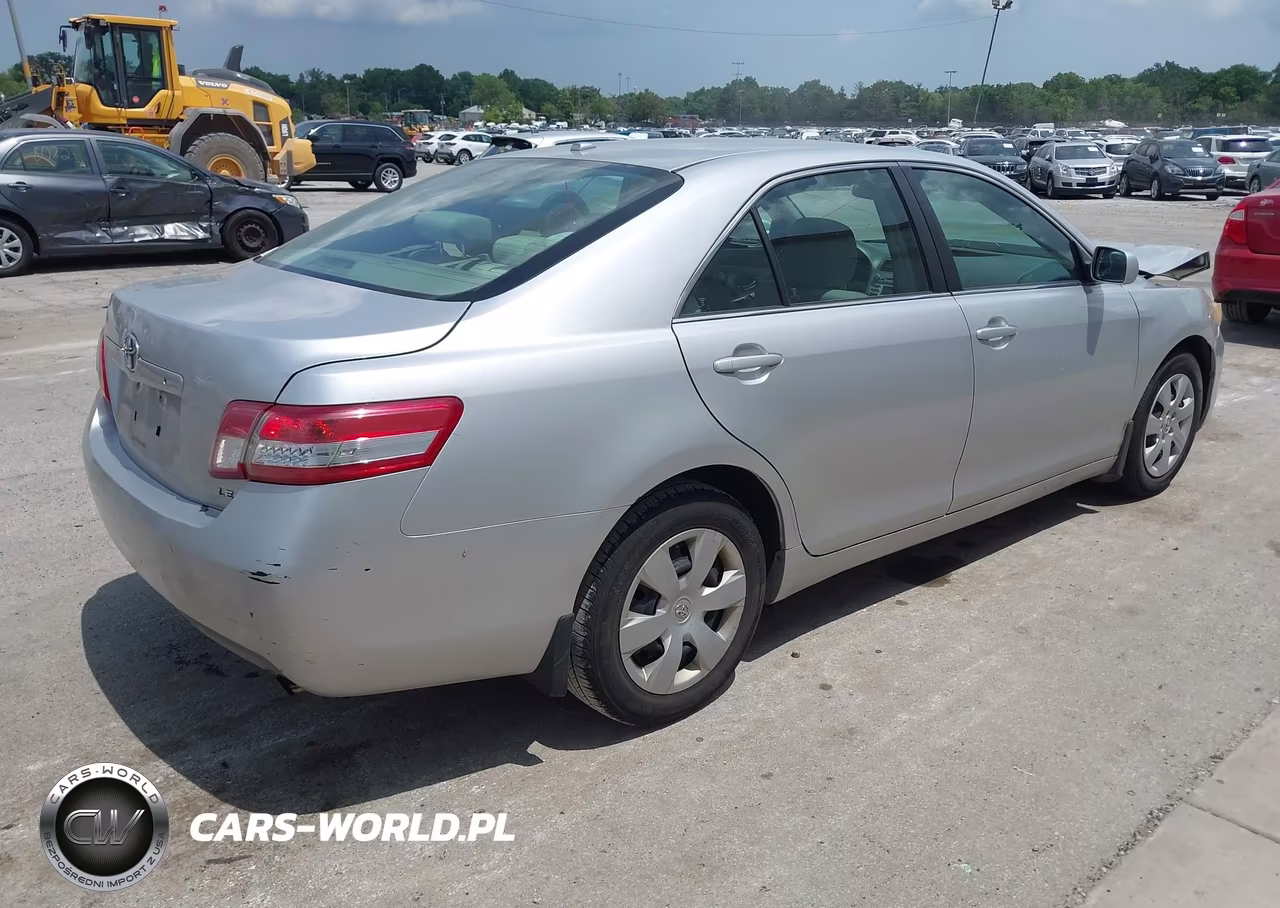2010 Toyota Camry Le VIN:4T1BF3EK2AU065229 - 4