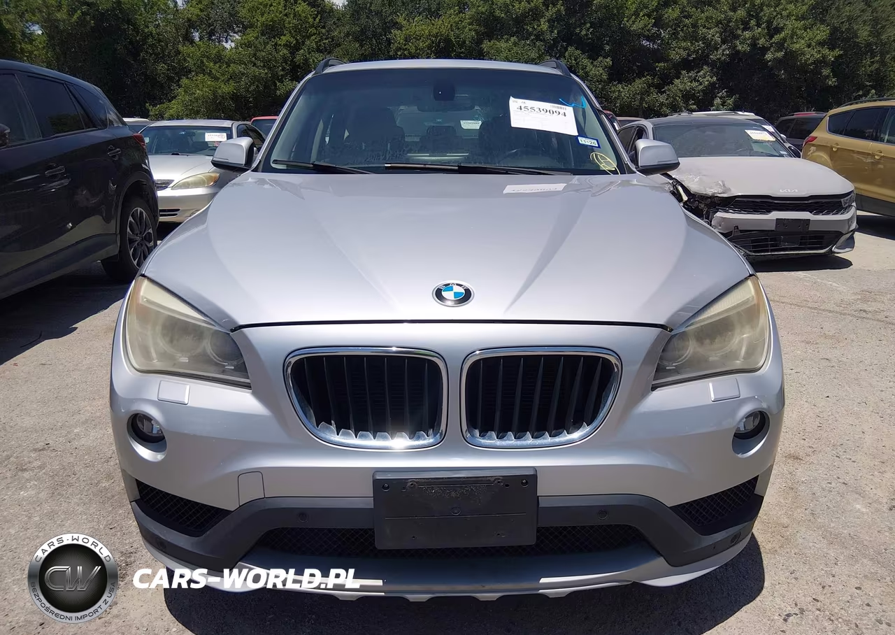 2015 BMW X1 xDrive35I VIN:WBAVM5C54FVV94499 - 12