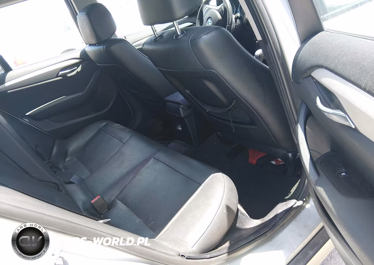 2015 BMW X1 xDrive35I VIN:WBAVM5C54FVV94499 - 8
